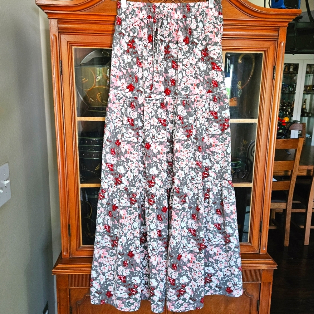 Tiered Maxi Skirt Floral Print W Elastic Draw String Waist